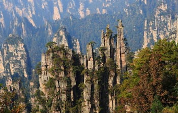 長沙出發(fā)到黃龍洞、張家界森林公園、天門山、鳳凰五日游